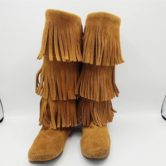 Minnetonka 3 Layer Fringe Boot Brown Suede - Picture 9 of 12